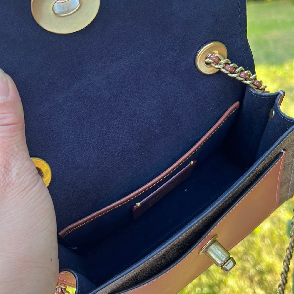 COACH 69587 PARKER 18 SIGNATURE CANVAS - Picture 11 of 16